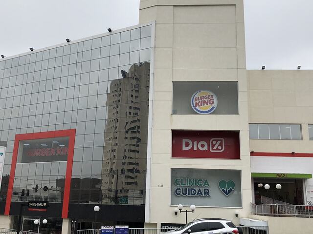 Burger King – Loja Giovanni Gronchi 2 – pavimento superior – foto 2